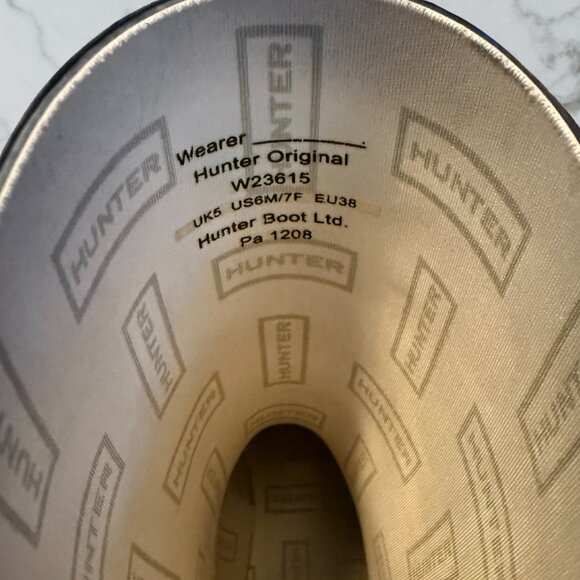 Hand-Painted Hunter Rain Boots – Women’s Size 6 | One-of-a-Kind Wearable Art - Picture 6 of 6